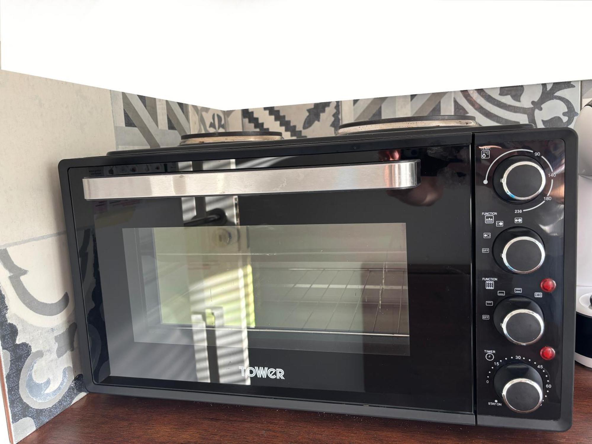 ホテル Entire House Floor Perfect For Couples & Freelancers - Available For Single Too ロンドン エクステリア 写真